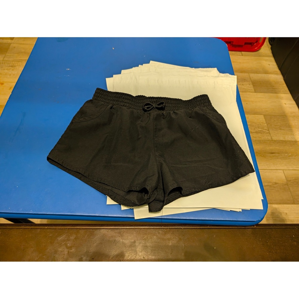 Cat & Jack Girls Black Athletic Shorts Size L 10/12 Dolphin Hem Pockets Gym